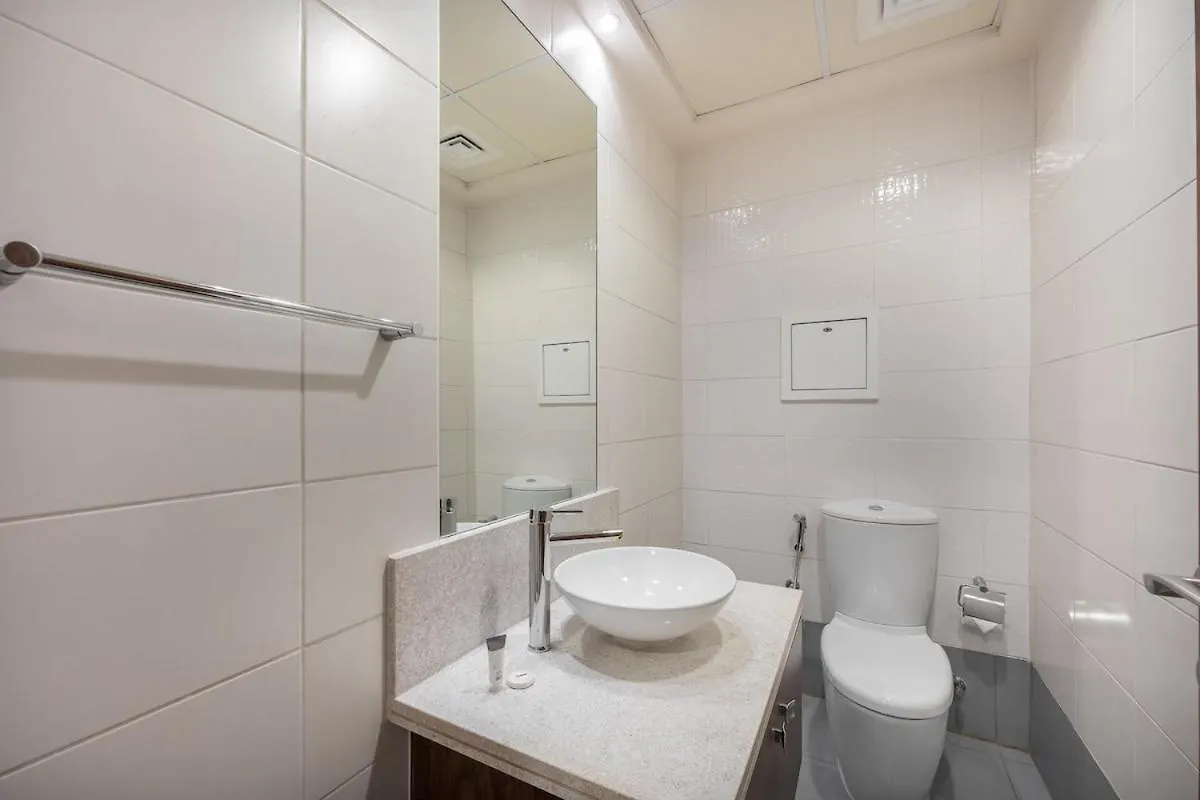 Classy 2-Bedrooms Apartment With Vintage-Inspired Furniture At Executive Tower M! Dubai 0*,