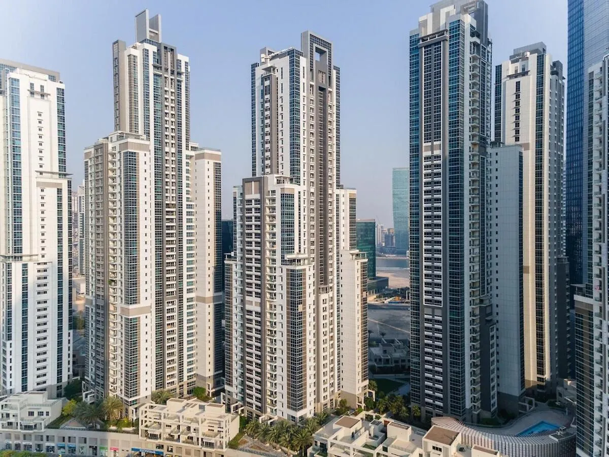 Classy 2-Bedrooms Apartment With Vintage-Inspired Furniture At Executive Tower M! Dubai